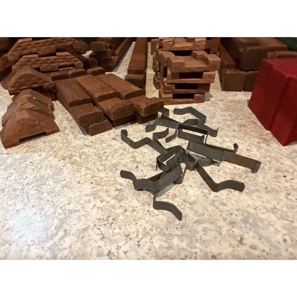 Vintage Lincoln Logs Huge Lot 216 Pieces Roof Slats Metal Clips Chimney